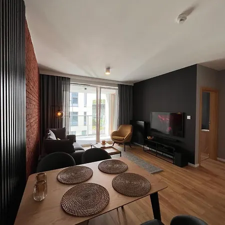 Aparthotel Bruno I Bianca W Symphony Modern Tower 2 I 3 Pietro Gdynia
