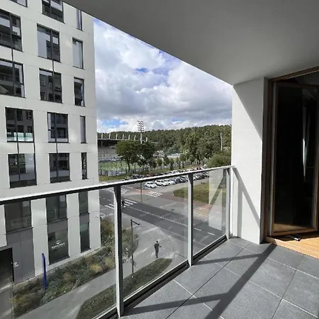 Bruno I Bianca W Symphony Modern Tower 2 I 3 Pietro Apartahotel Gdynia