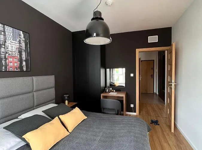 Bruno I Bianca W Symphony Modern Tower 2 I 3 Pietro 公寓式酒店 格丁尼亚