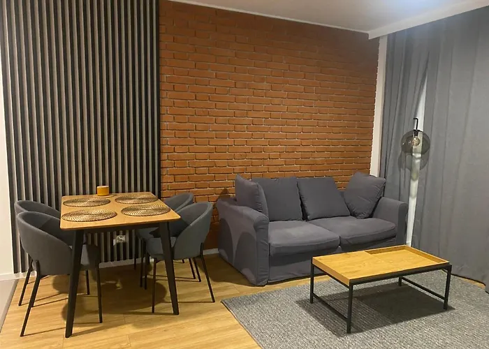 公寓式酒店 Bruno I Bianca W Symphony Modern Tower 2 I 3 Pietro 格丁尼亚